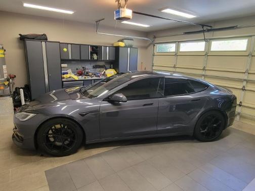 Gray 2022 Tesla Model S Plaid