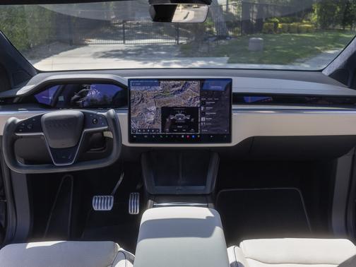 2022 Tesla Model X Plaid