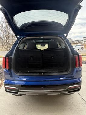 Blue 2021 Kia Sorento SX