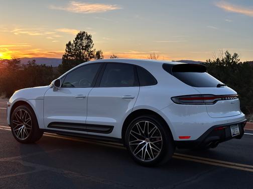 2023 Porsche Macan Macan