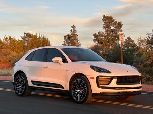 2023 Porsche Macan Macan