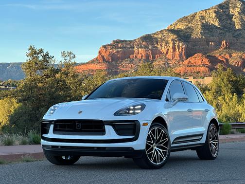 2023 Porsche Macan Macan