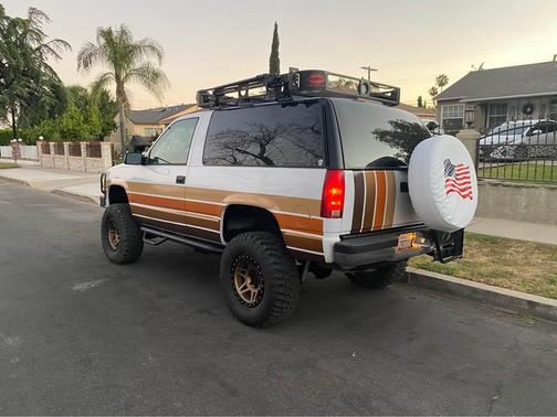 1999 Chevrolet Tahoe Base