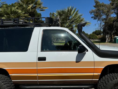 1999 Chevrolet Tahoe Base