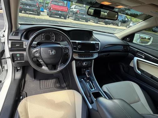 White 2015 Honda Accord EX-L V-6