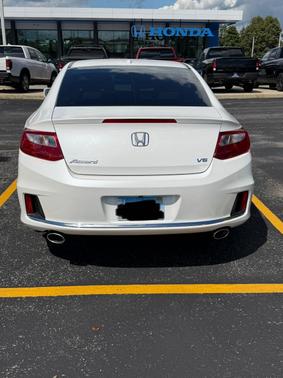 White 2015 Honda Accord EX-L V-6