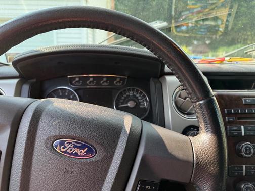Green 2012 Ford F-150 XLT