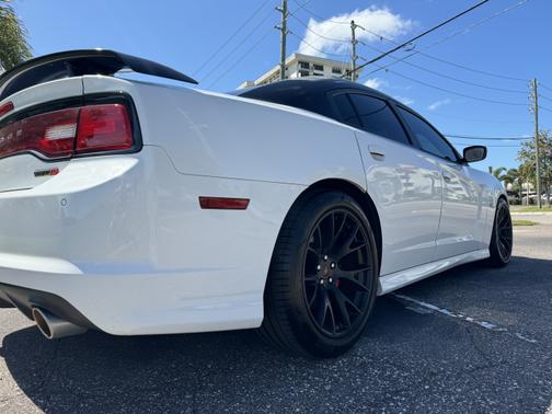 2013 Dodge Charger SRT8