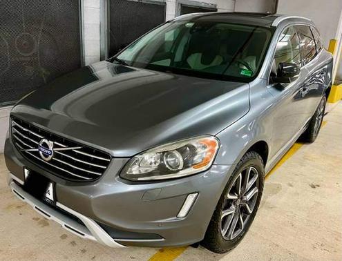 2017 Volvo XC60 T6 Dynamic