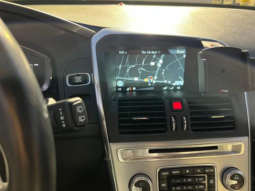 2017 Volvo XC60 T6 Dynamic