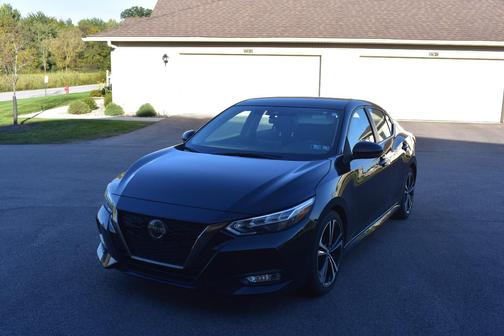 Black 2021 Nissan Sentra SR