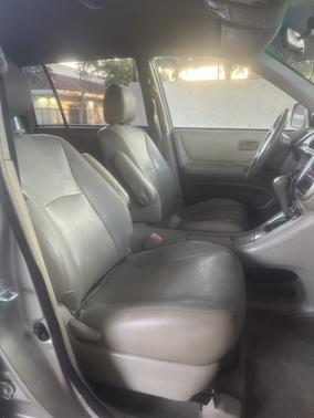 2005 Toyota Highlander Base