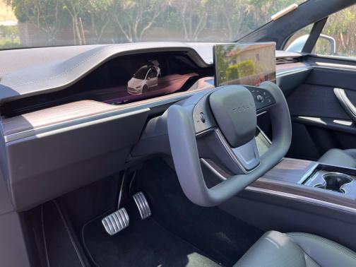 2022 Tesla Model X Long Range