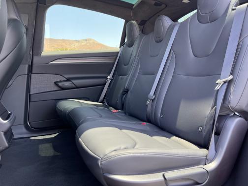 2022 Tesla Model X Long Range