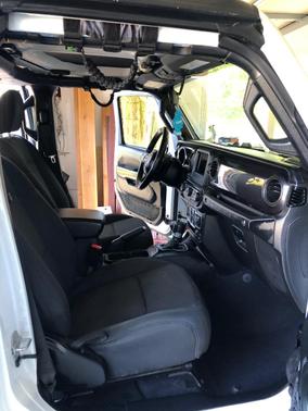 White 2021 Jeep Wrangler Unlimited Sport Altitude