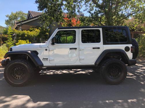 White 2021 Jeep Wrangler Unlimited Sport Altitude
