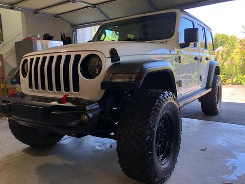 White 2021 Jeep Wrangler Unlimited Sport Altitude