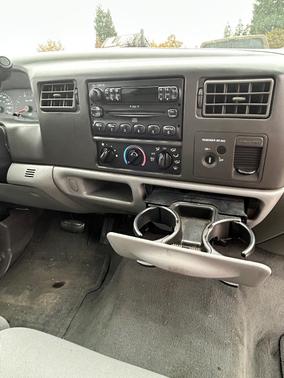 White 2004 Ford F-250 Lariat SuperCab Super Duty