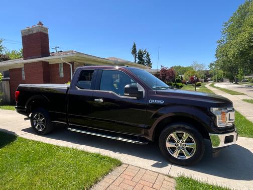 Brown 2018 Ford F-150 XLT