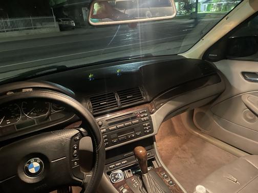 2002 BMW 330 i