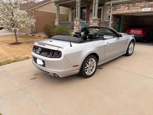 Silver 2013 Ford Mustang V6 Premium