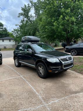Black 2009 Volkswagen Touareg 2 VR6