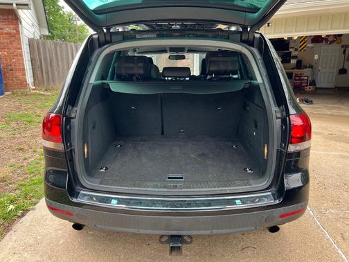 Black 2009 Volkswagen Touareg 2 VR6