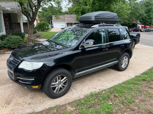 Black 2009 Volkswagen Touareg 2 VR6