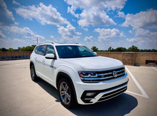 2019 Volkswagen Atlas 3.6L SEL R-Line