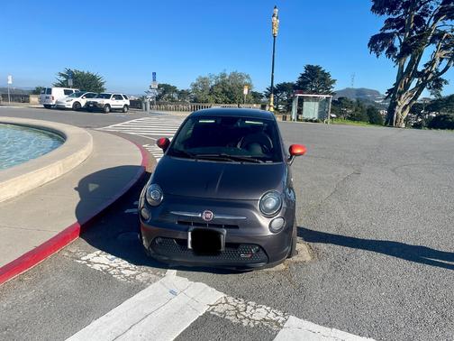 2014 FIAT 500e Battery Electric