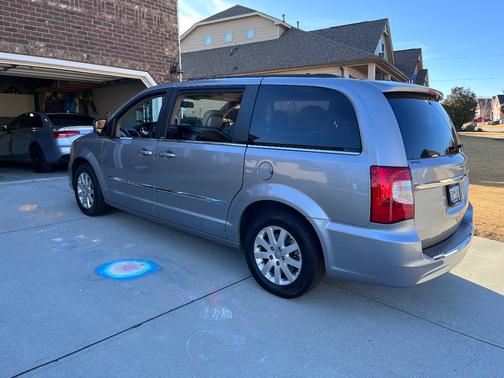 2013 Chrysler Town & Country Touring