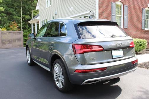 Gray 2018 Audi Q5 2.0T Tech Premium