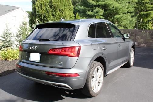 Gray 2018 Audi Q5 2.0T Tech Premium