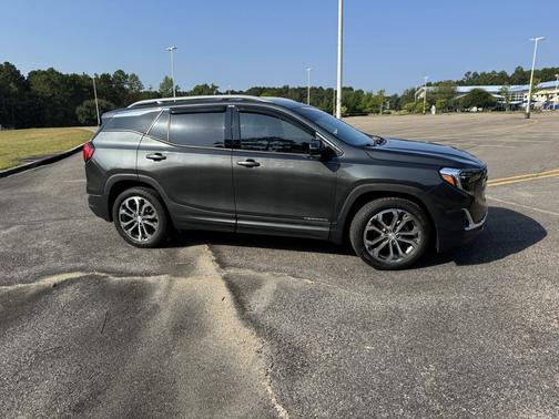 Gray 2019 GMC Terrain SLT