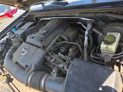 Black 2016 Nissan Frontier SV