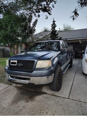 Blue 2006 Ford F-150 XLT SuperCrew