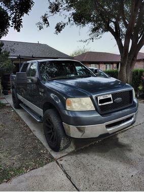 Blue 2006 Ford F-150 XLT SuperCrew