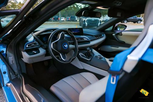 2015 BMW i8 Base