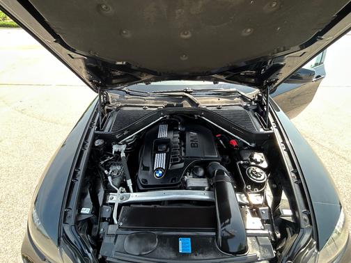 Black 2010 BMW X6 xDrive35i