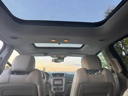 2015 GMC Acadia SLT-1