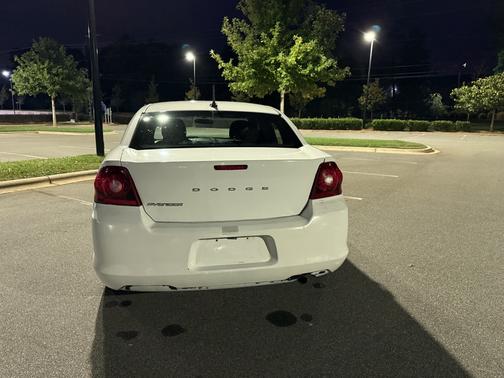 2013 Dodge Avenger SE