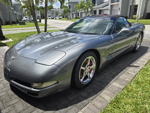 2003 Chevrolet Corvette Base