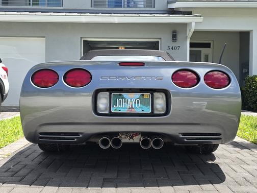 2003 Chevrolet Corvette Base