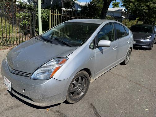 Beige 2007 Toyota Prius Touring