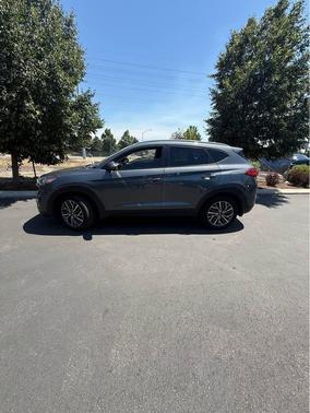 Silver 2019 Hyundai TUCSON SEL