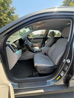 Silver 2019 Hyundai TUCSON SEL