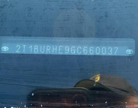 Black 2016 Toyota Corolla L
