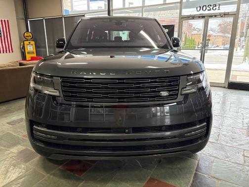 2023 Land Rover Range Rover P530 SE SWB
