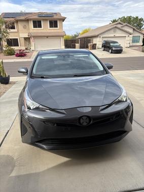 2016 Toyota Prius Four Touring