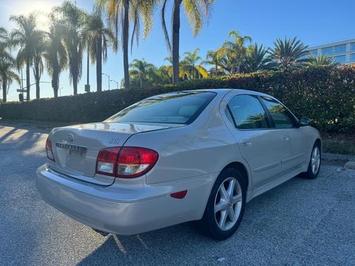 Beige 2004 INFINITI I35 Base